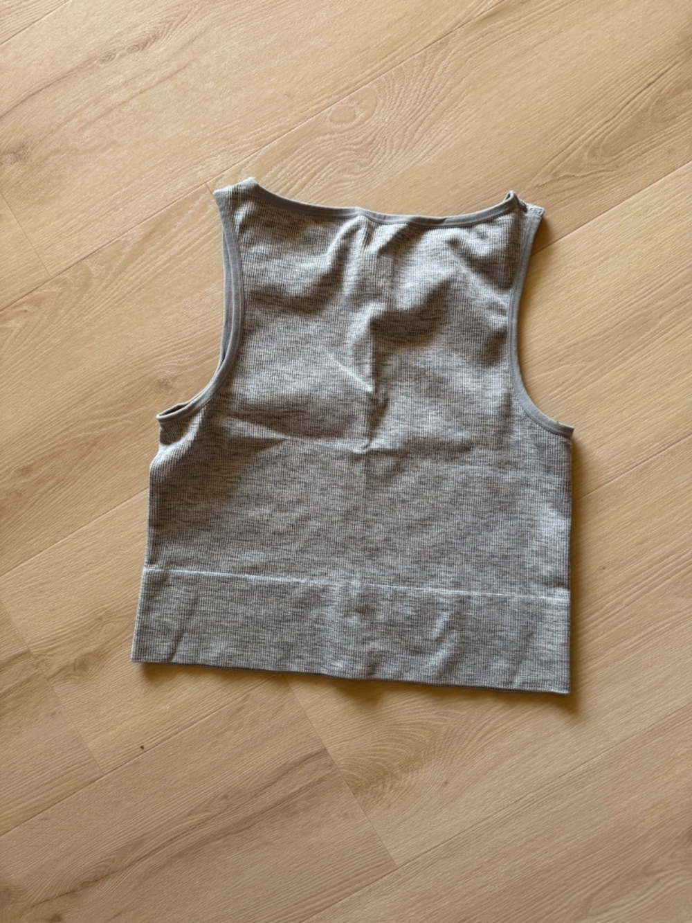 Athletic Tanks Ribbed L/XL - Picture 2 of 2